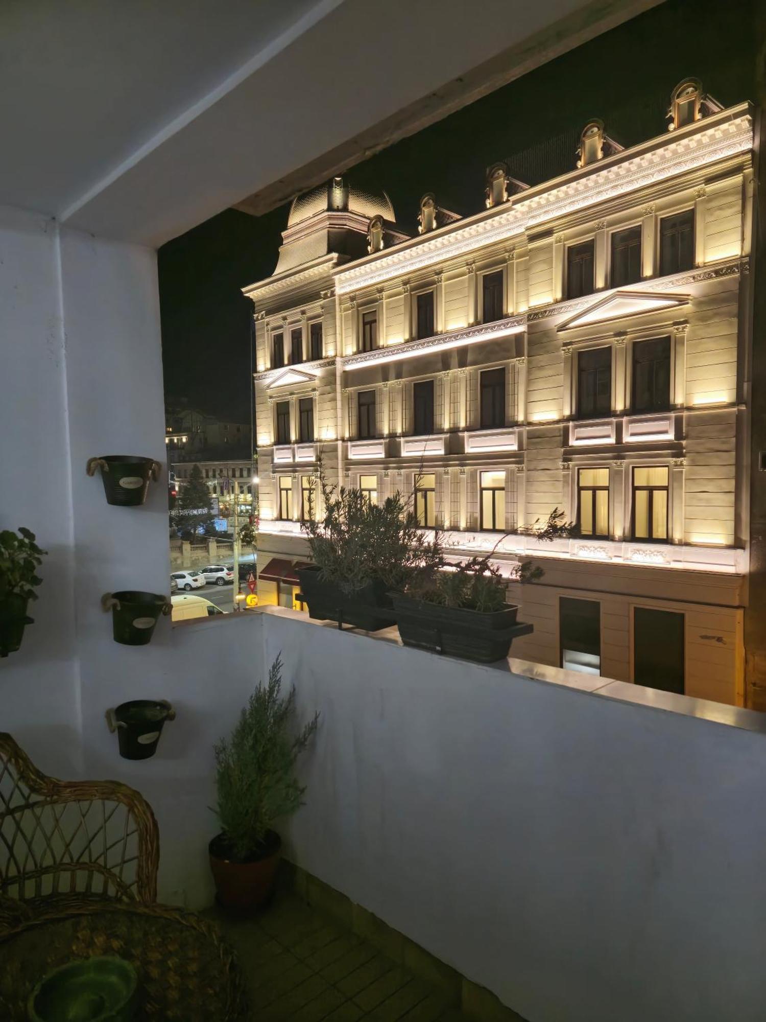 View Appartamento *